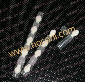 eyeshadow applicator/makeup sponge