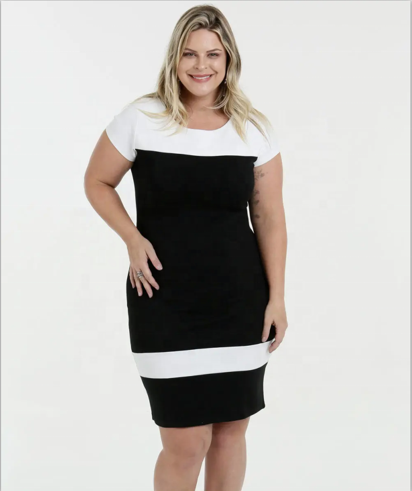 O-Ausschnitt Kurzarm Kleid Plus Size Kleid