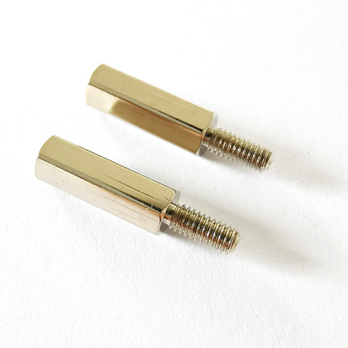 Přizpůsobte si šestihrannou upínací matici s plochou hlavou