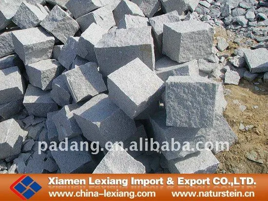 Granite paving block