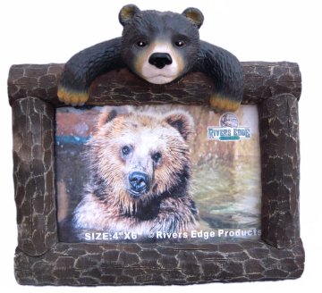 SmartPhotoFrame: Your Innovative and Creative 4\" x 6\" Picture Frame Solution