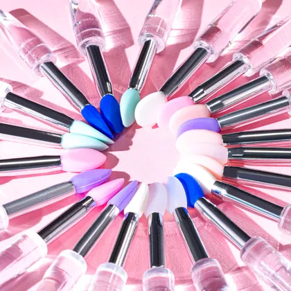 Soft Silicone Lipstick Makeup Brush with Protective Cover