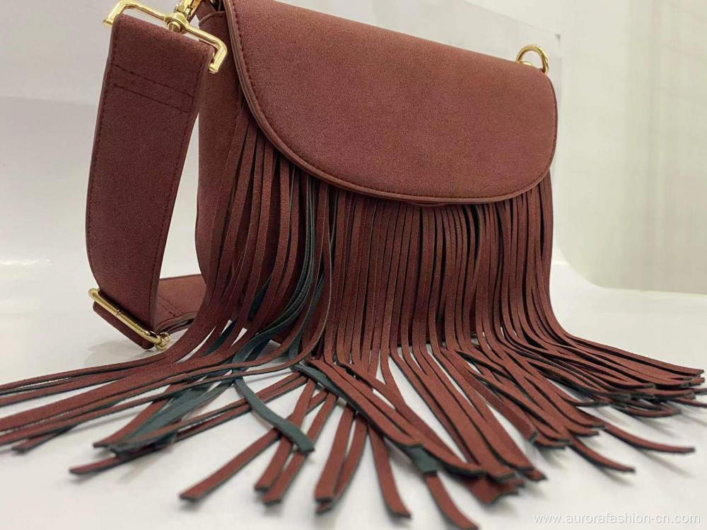 Fashion Shoulder Bag with Tassel Decoration