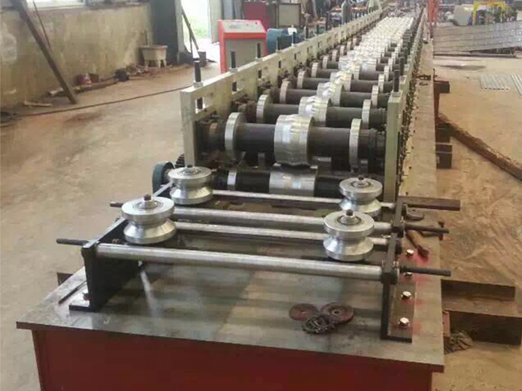 guard rail roll forming machine 3