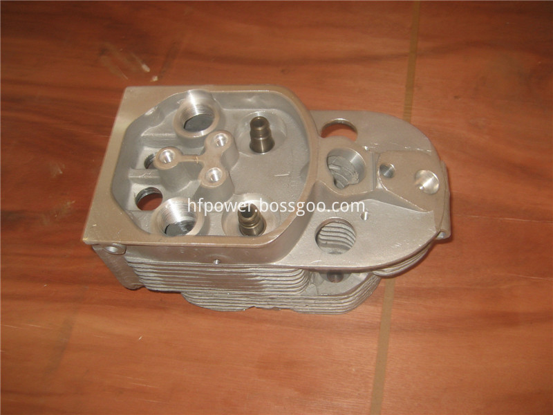 fl912 Cylinder head