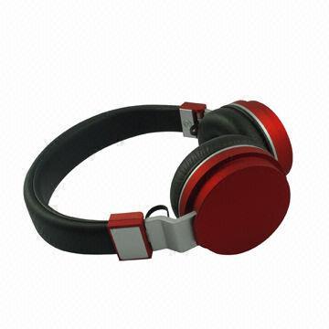 Patent Headphone with Stylish Retractable Design and 120cm Cable Length