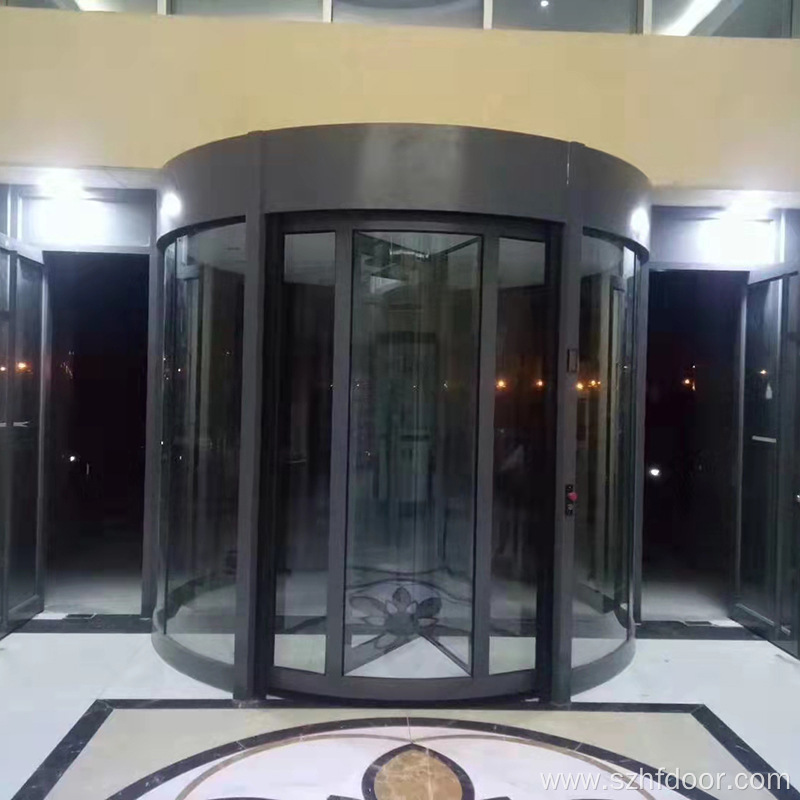 Three-wing glass revolving door