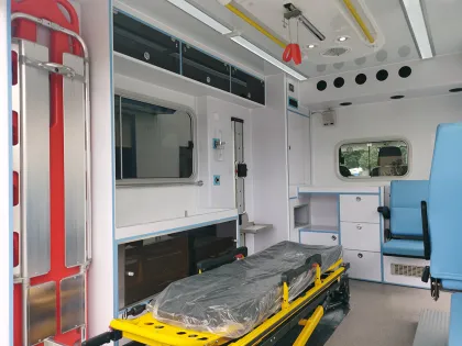IVECO 2WD/4WD Diesel 7 Passengers Ambulance