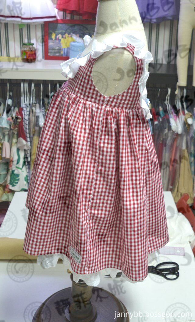 red gingham dress 