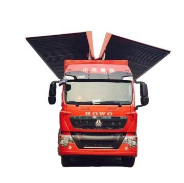 China Factory Middle Size HOWO 4*2 10-15t Wing Van Box Truck for Sale