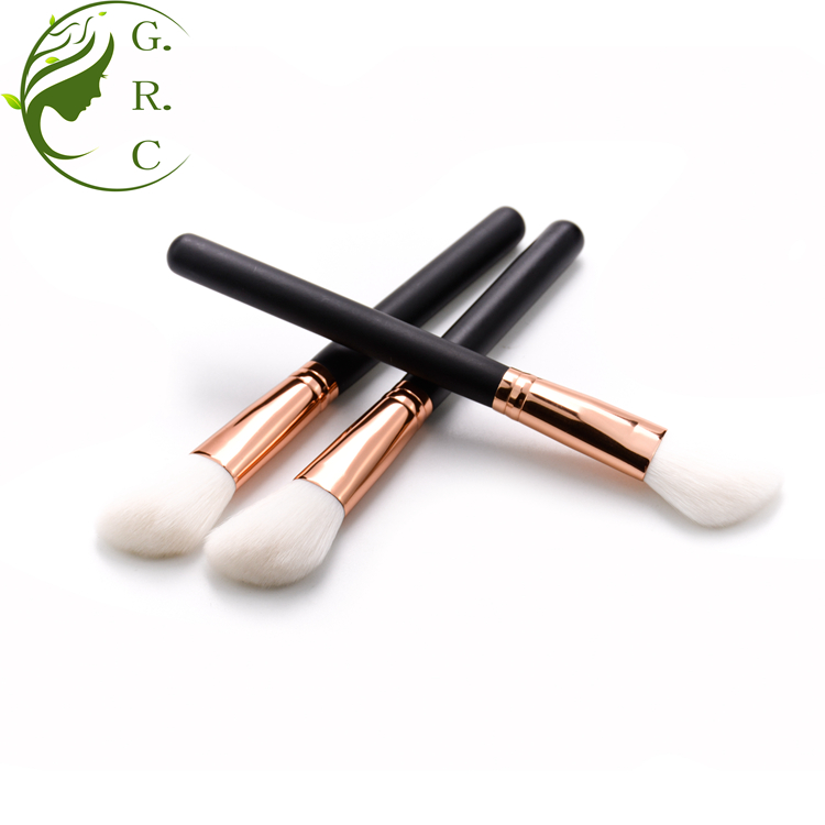 Nylon Head Multipurpose Face Contour Brush