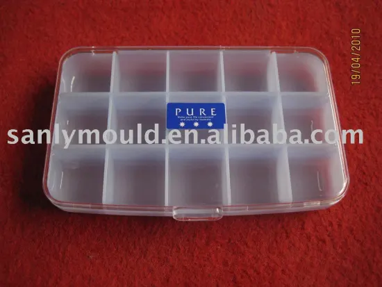 15 spaces storage box