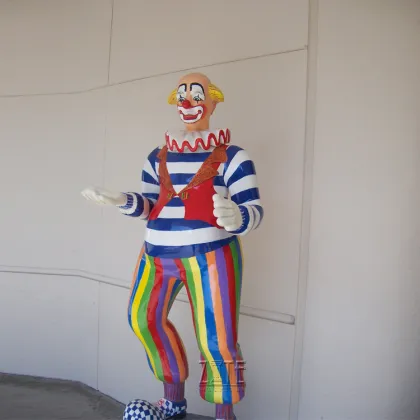 Garden Decoration Resin Fiberglass Clown Statue Sculpture