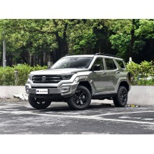 High-Performance Tank400 Hi4-T Electric SUV
