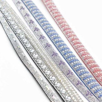 Customizable Fashion Sandals Decorated with Semi-Round Crystals, Strips, and Rhinestone Ropes for Shoe Enhancements