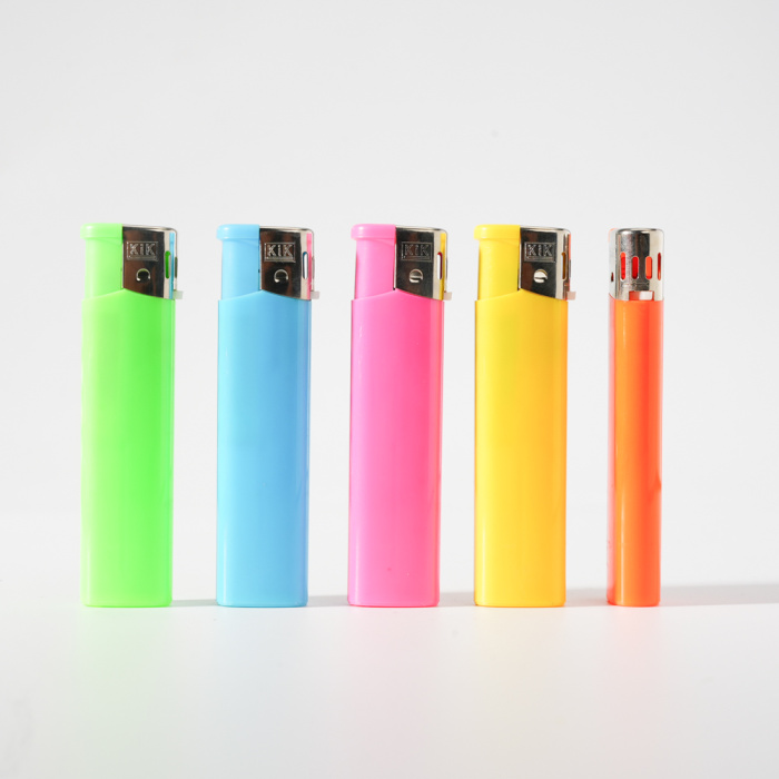 Мягкое пламя пять цветных пластиковых пьезо более легких