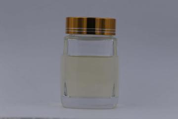 Universell einsetzbares synthetisches Grundmaterial aus Polyester der Gruppe V