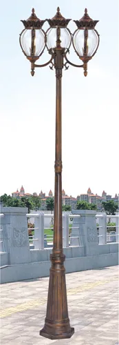 Antique Aluminum Garden Light