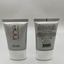 Flat cosmetic plastic tube packaging with screw cover