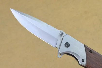 Mens Swiss Small Pocket Knife with Clip