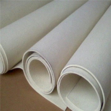 Absorbent water and oil wool needle punched felt