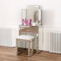 Tabouret blanc compact en miroir vénitien