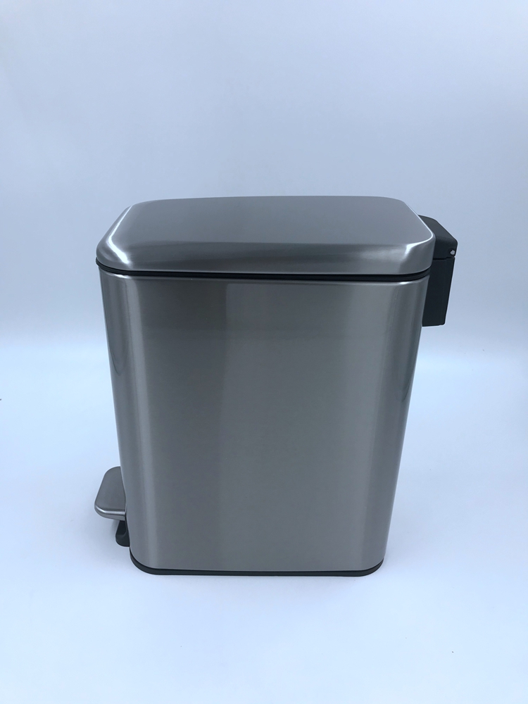 Stainless Slim Step Trash Can