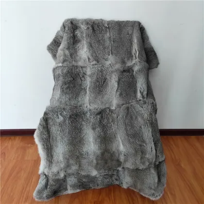China Factory Wholesale drop shipping Rabbit Fur Blanket Carpet Luxury Real Rabbit Throw Blanket