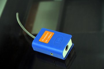 Full Function Touch Portable Low Power Temperature Data Logger With Force Sensor