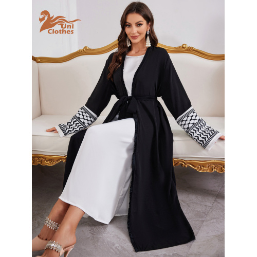 آستین دوزی خط مشکی ژاکت کش باف پشمی Abaya