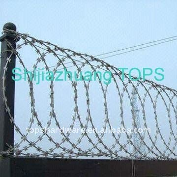 firm pvc coated double strands razor barb wire for fencing