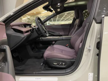 Xiaomi SU7 2024 700km RWD UltraLongRange Auto Driving