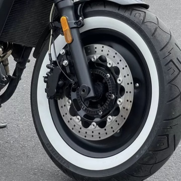 Customized motorcycle and scooter tires
