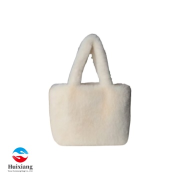 Bolso de hombro mullido de gran capacidad