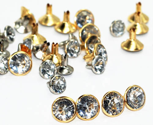 Gold Tone Rivet med Crystal Diamond Embellished