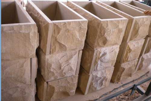 Sandstone Quoin (L Shaped for Pillar)