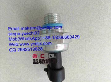 Oil pressure sensor