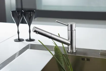 Custom Black Kitchen Faucet with Logo: OEM/ODM Water Saving Kitchen Tap Mixer