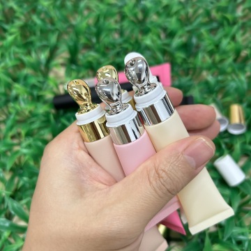 Private Label Metal Applicator Peptide Lip Treatment Butter Balm - New Arrivals