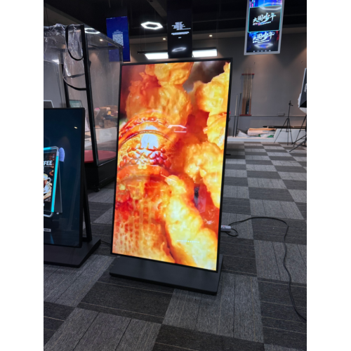 Perakende Mağazaları için Devirilebilir Mobil LCD Reklam Oynatıcısı