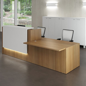 Custom Wood Reception Desks for Hotels, Beauty Salons, and Offices