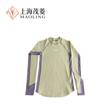 Camisa estilo jersey con cuello redondo
