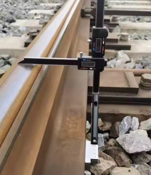 High accuracy Digital Switch Rail Lateral Wear Gauge