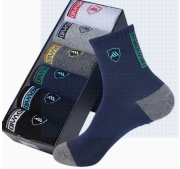 Sports socks can be customized packaging