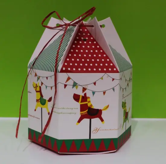 Sweet gift paper box with angle