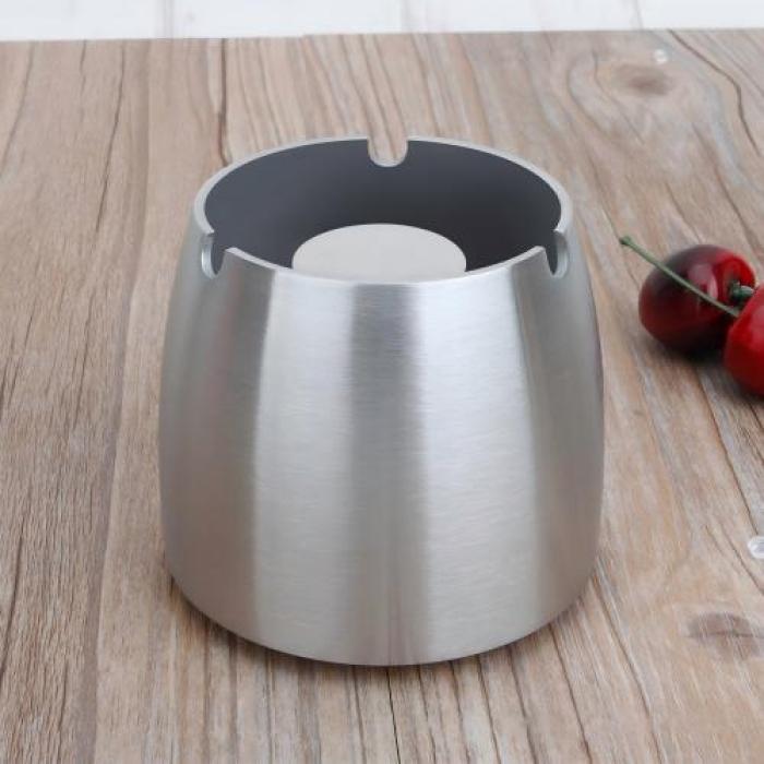 Desktop-Aschenbecher aus Metall mit Zigarettenhalterschlitz