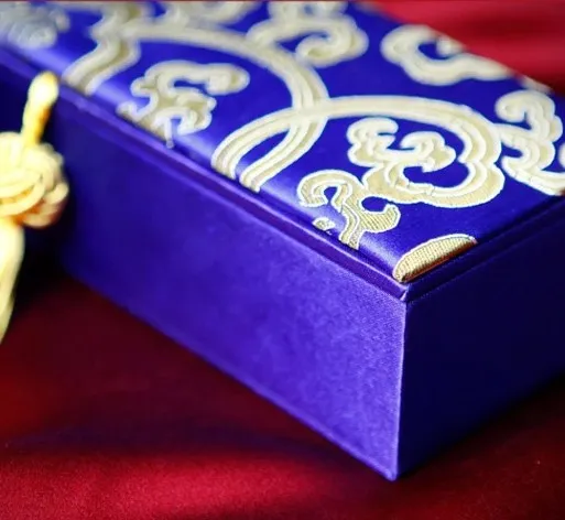 Christmas gift boxes paper gift boxes cardboard gift boxes wholesale