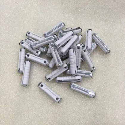 High Quality 32V 5A-30A 100pcs Pack GBC European Type Auto Ceramic & Bakelite Fuses