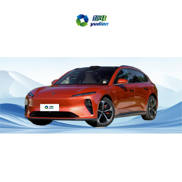 2024 NIO ET5T SUV di lusso: Auto elettrica da 530 km con 490 CV