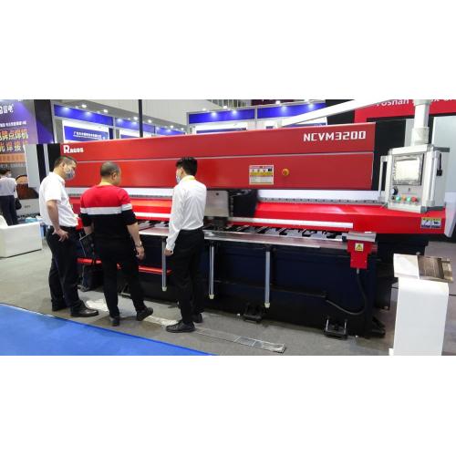 China High Speed CNC V-Grooving Machine 3200mm Manufactory